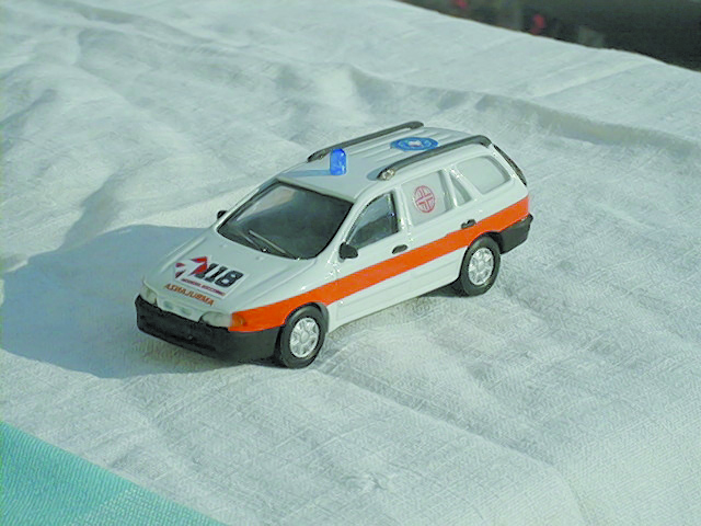 FIAT AMBULANZE in scala 1:43
