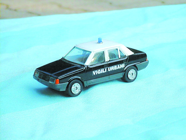 FIAT REGATA in scala 1:43