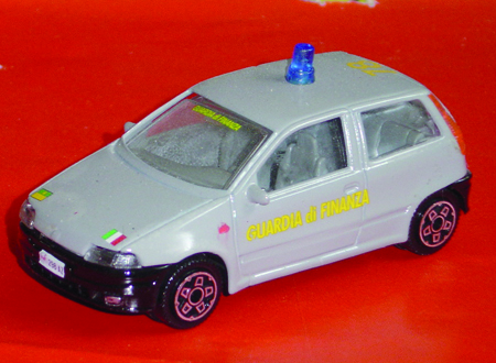 FIAT PUNTO 1:43 scale