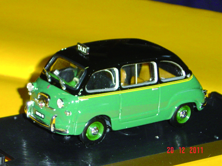 FIAT MULTIPLA 1:43 scale