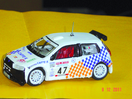 FIAT PUNTO 1:43 scale