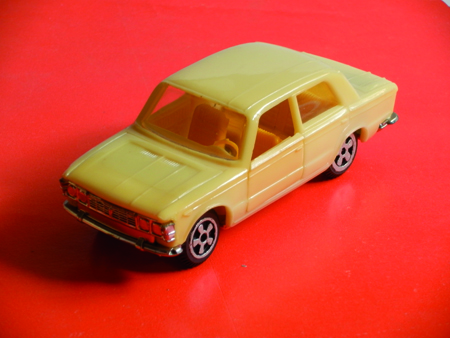 FIAT 125