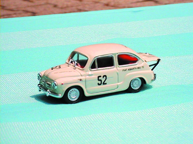 FIAT 850 in scala 1:43