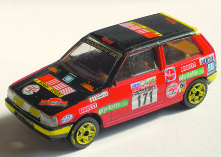 FIAT UNO in scala 1:43