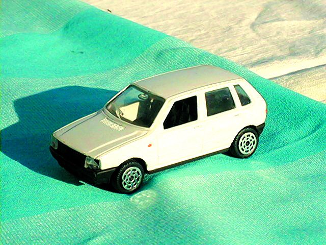 FIAT UNO in scala 1:43