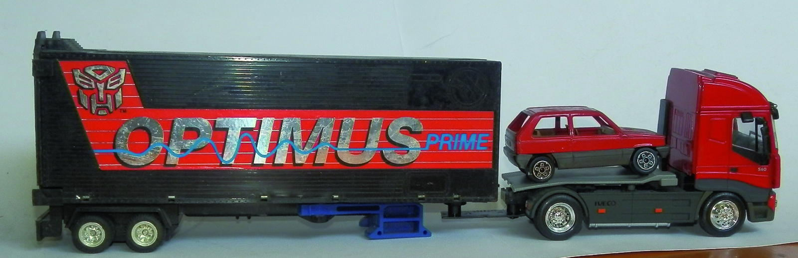 CAMION 1:43 scale