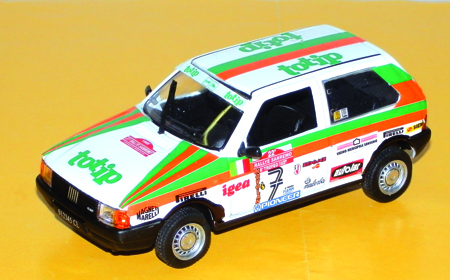 FIAT UNO in scala 1:43