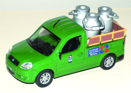 FIAT DOBLO 1:43 scale