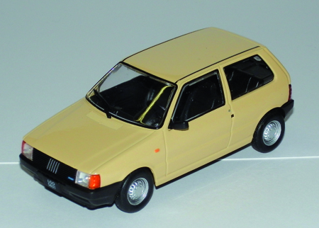 FIAT UNO in scala 1:43