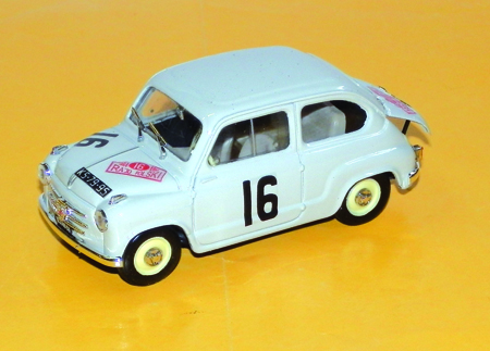FIAT 600 in scala 1:43