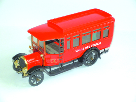FIAT BL 18 AUTOCARRI in scala 1:43