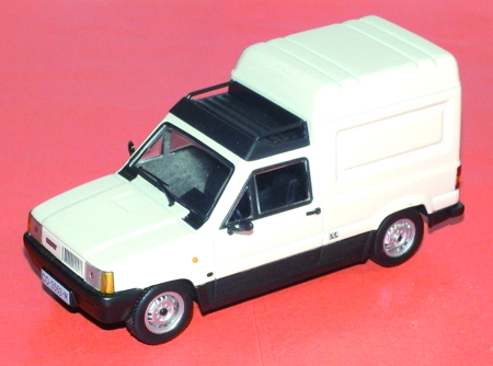 FIAT FIORINO in scala 1:43
