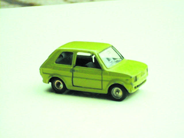FIAT 126 1:43 scale
