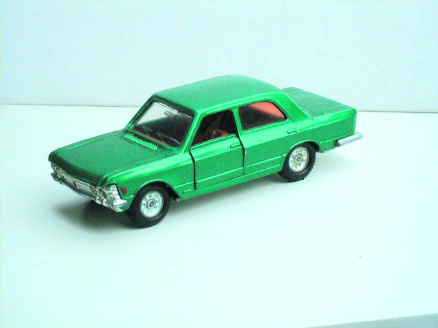 FIAT 130