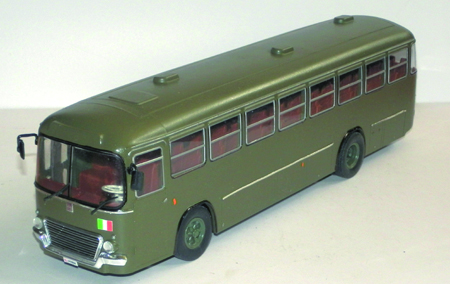 AUTOBUS 1:43 scale